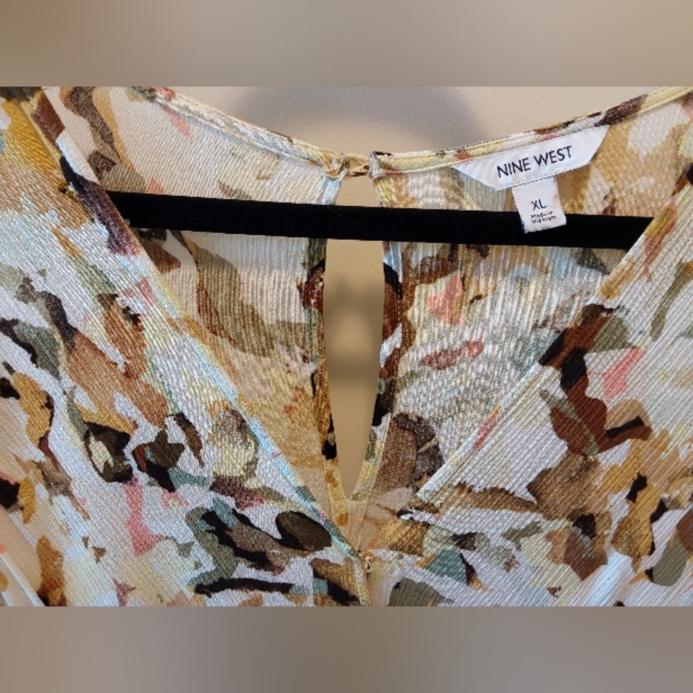 Nine West Multicolor Abstract Romper With Pockets - Picture 4 of 6